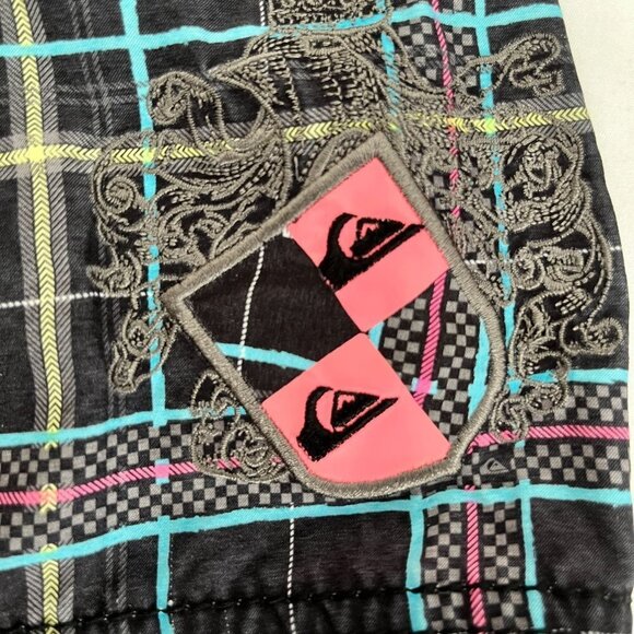 Quicksilver Shorts Mens 32 Black Neon Board Shorts Multi Pockets Summer … - Picture 7 of 8